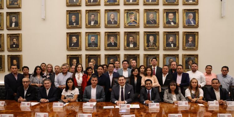 Políticas públicas con eficacia y eficiencia promueve Alejandro Armenta