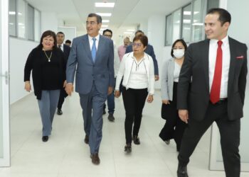 Anuncia Sergio Salomón inversión de 250 mdp para intervención de preparatorias BUAP
