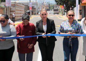 Mejora Angon movilidad con pavimentación en San Juan Calvario
