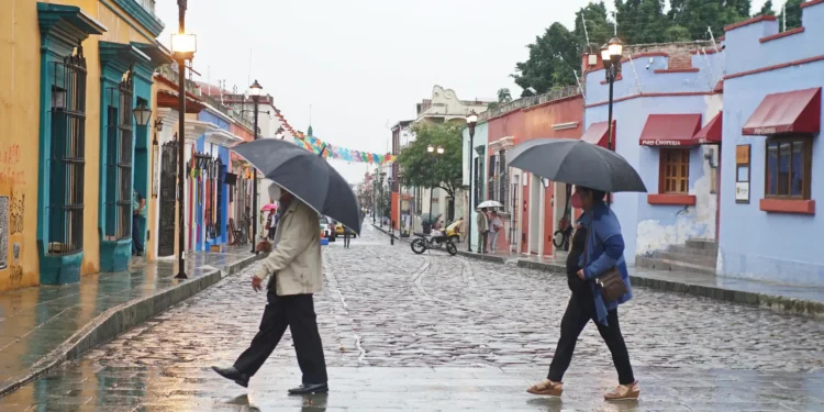 Se prevén lluvias puntuales intensas en zonas de Veracruz, Tabasco, Oaxaca y Chiapas