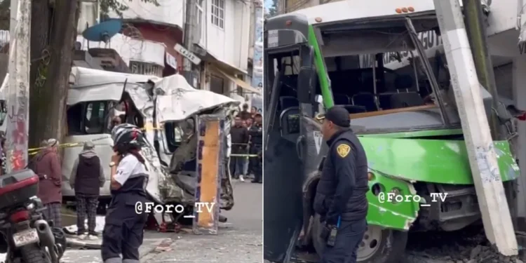 Fuerte accidente entre unidades de transporte público deja al menos dos muertos en Cuajimalpa