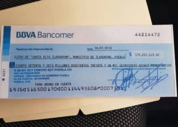 Líder de ejidatarios de Santa Rita Tlahuapan ya había recibido cheque por mas de 𝟭𝟳𝟲 mdp, pero solo le pagó a unos cuantos y el resto se lo robó