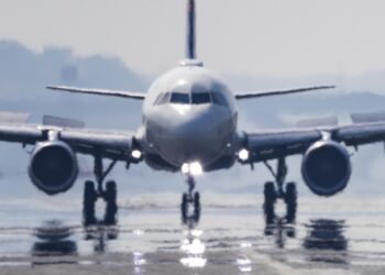 Mueren dos personas tras explosión de neumático de un Boeing en aeropuerto de Atlanta