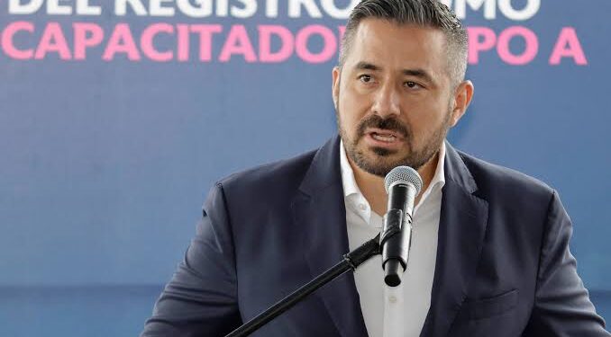 Adán Domínguez también busca dirigir al PAN en Puebla