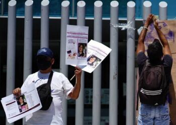 Académico IBERO Puebla pide empatía y atención a las familias de desaparecidos
