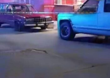 Mujer sicaria última de 7 tiros a un hombre que cenaba tacos en Texmelucan