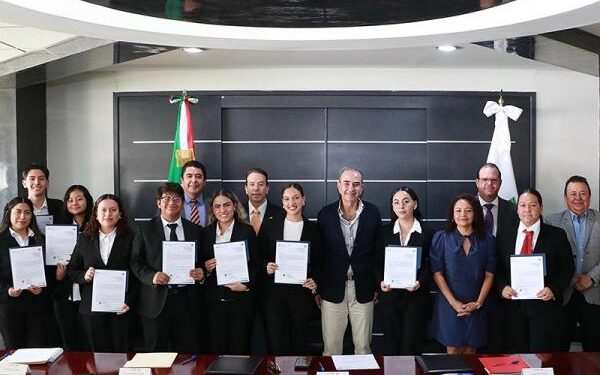 Impulsa USEP certificación a servidoras y servidores públicos para mejorar calidad en la atención