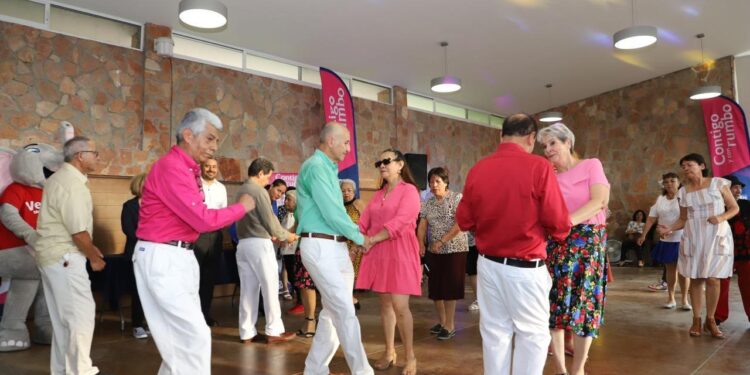 Concluye DIF Municipal de Puebla el mes de las personas adultas mayores