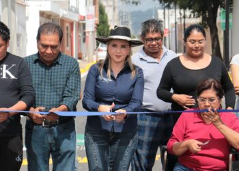 Entrega Angon resultados en Mexicaltzingo con nueva calle pavimentada