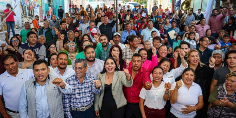 San Cristóbal Tepontla y Santa Bárbara Almoloya reconocen a Tonantzin Fernández como presidenta electa