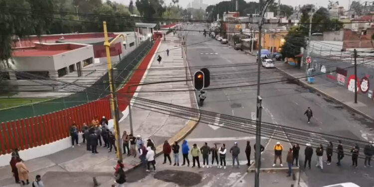 Reforma judicial se discutiría en sede alterna ante bloqueo de San Lázaro, dice Monreal