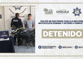 Policía de San  Pedro Cholula recupera motocicleta robada y detiene a conductor