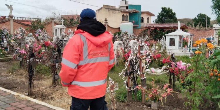 Protección Civil de San Pedro Cholula supervisa condiciones de panteones