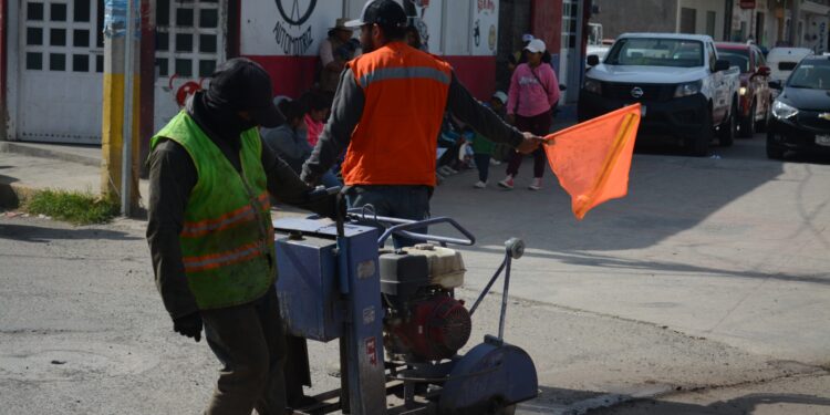 Realiza Coronango Programa de Bacheo en todo el municipio