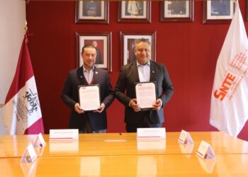 IBERO Puebla y SNTE 51 firman convenio para el fortalecimiento de sus comunidades