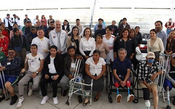 Mejora SEDIF calidad de vida de 29 personas con entrega de prótesis