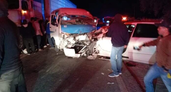 Accidente en la Tehuacán-Orizaba deja dos muertos y 10 lesionados