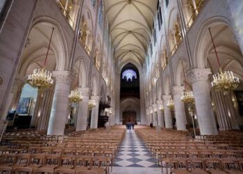 Reabre Catedral de Notre-Dame después de cinco años