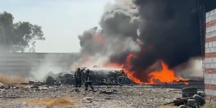 Atiende Coronango 3 incendios en Ocotlán