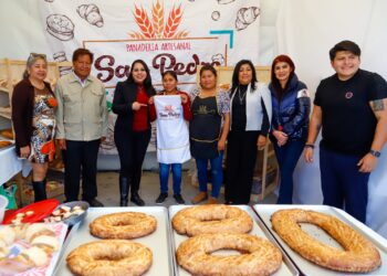 Inaugura Gobierno de Cholula la Feria de la Rosca 2025