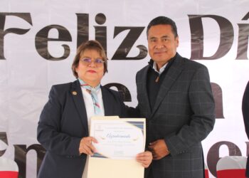 Reconoce Armando Aguirre a las enfermeras y enfermeros de Coronango