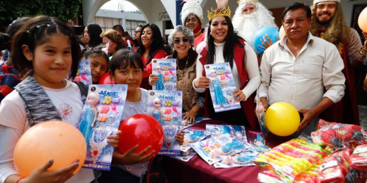 Más de 30 mil juguetes entregó el Gobierno de Cholula en la Caravana de la Esperanza