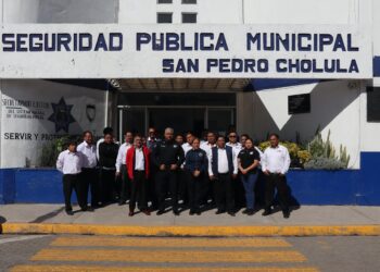 San Pedro Cholula capacita a choferes de transporte público para reducir accidentes
