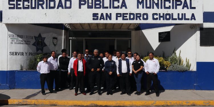 San Pedro Cholula capacita a choferes de transporte público para reducir accidentes