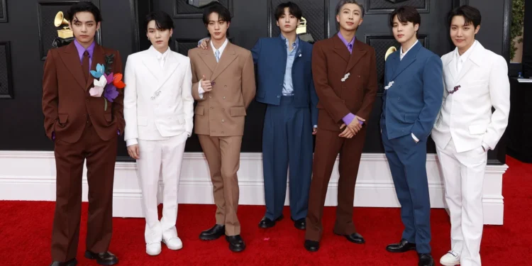 BTS alcanza las 2 mil millones de reproducciones en Spotify con su hit ‘Dynamite’