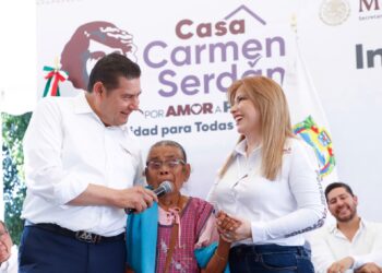 Alejandro Armenta inaugura la tercera de 27 Casas Carmen Serdán en Izúcar de Matamoros