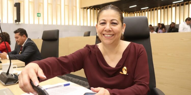Convoca Laura Artemisa a trabajar en conjunto por las infancias y adolescencias