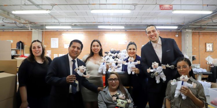 SEDIF Puebla reconoce 20 años de compromiso de CINIA México con la inclusión laboral