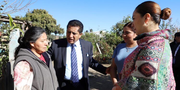 Brinda SEDIF acompañamiento a familia del menor violentado en Santa Rita Tlahuapan