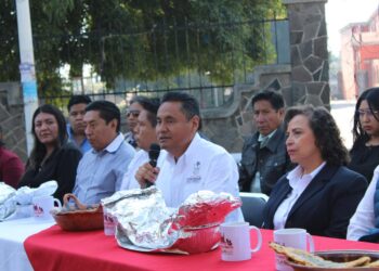 Presenta Armando Aguirre la Feria de Cuautlanapa