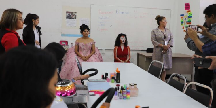 Capacitan CECADE’s a mujeres y hombres para incorporarlos al desarrollo económico de Puebla