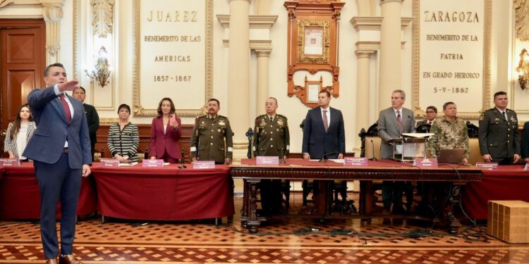 Coordinación entre niveles de gobierno, fundamental para atender seguridad en Puebla: Armenta