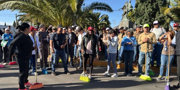 SEDIF realiza faenas comunitarias en 24 puntos del estado de Puebla