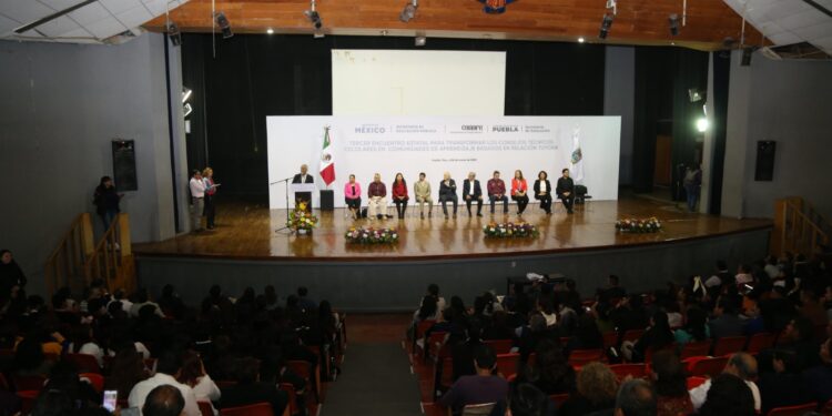 Se transformarán los Consejos Técnicos Escolares en Comunidades de Aprendizaje