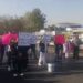 Trabajadores del Hospital General de Cholula exigen la destitución de la directora y cierran Periférico