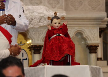 El Santo Niño Doctor de los Enfermos participó en la Procesión de Viernes Santo en la Ciudad de Puebla