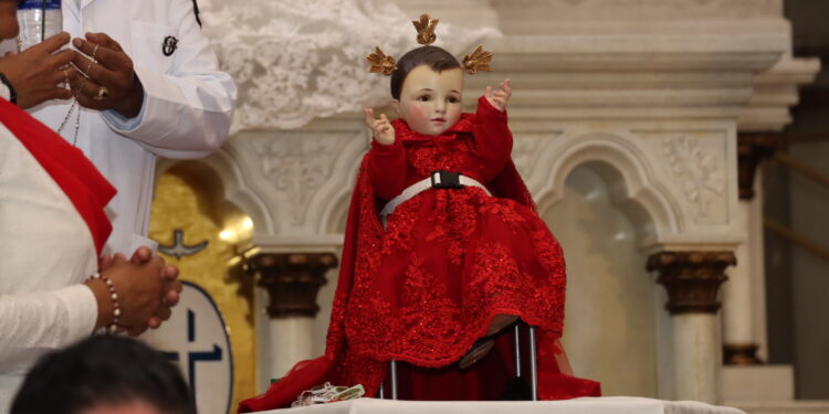El Santo Niño Doctor de los Enfermos participó en la Procesión de Viernes Santo en la Ciudad de Puebla
