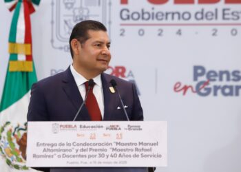 Quienes firmaron las concesiones de carreteras, no pensaron en la seguridad de los usuarios; solo en beneficio de empresarios: Armenta