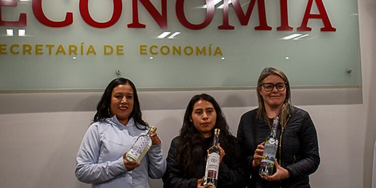 Puebla Capital participa en Mujer Exporta y promueve productos de emprendedoras locales