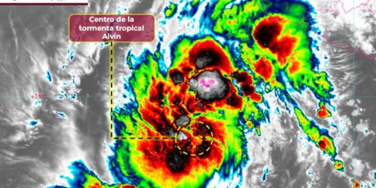 Se forma la tormenta tropical “Alvin” en el Pacífico mexicano