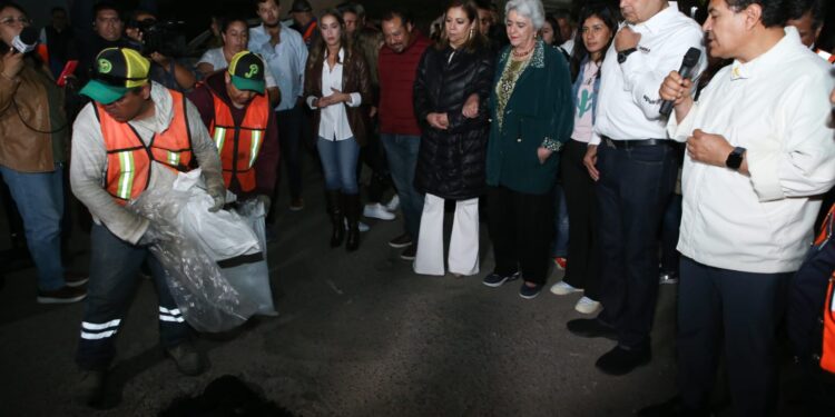 Bachetón trabaja 24 hrs para dignificación de vialidades