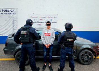 Tras persecución, detiene SSP a hombre por robo de camioneta de carga