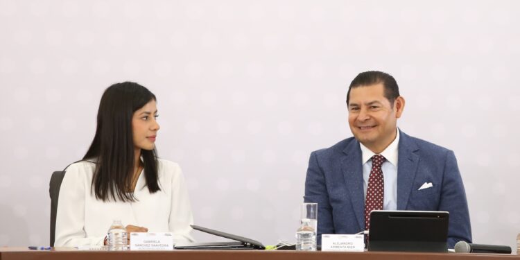 Puebla tendrá su Escuela de Fuerzas Básicas del Puebla de la Franja: Alejandro Armenta