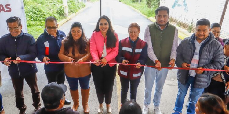 Tonantzin Fernández impulsa conectividad con nueva obra en Tepalcatepec