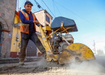 Cuidamos tus calles: más de 1,500 baches tapados en más de 100 vialidades de San Pedro Cholula