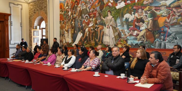 Se reunió Pepe Chedraui con representantes de fraccionamientos de la capital